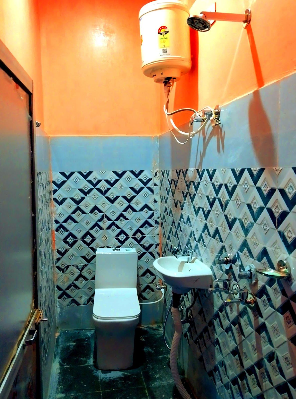 Homestay w/ Home Meals & Treks, Uttarakhand - Kanakchonry, Uttarakhand photo 4