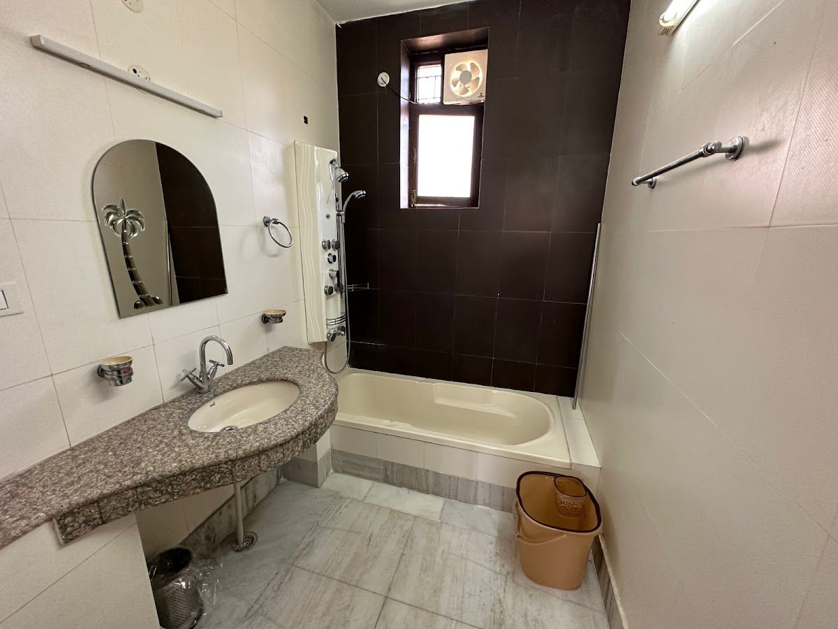 4BR Villa by Ganga Ghats, Uttarakhand - Rishikesh photo 4