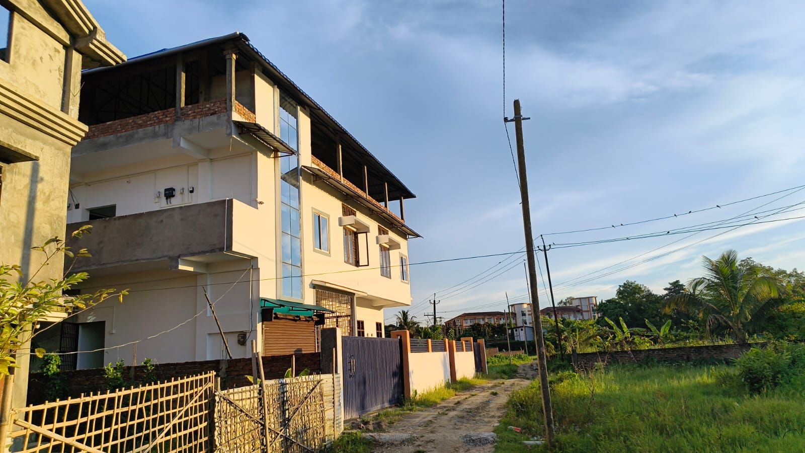 A quiet, modern homestay in Jorhat, Assam.