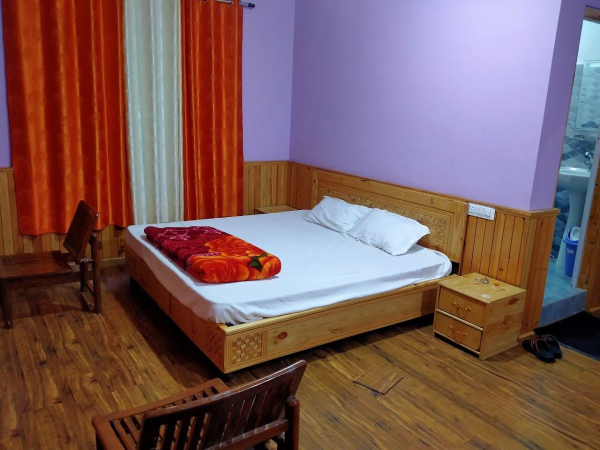 Mountain View Homestay w/ Home-Cooked Meals - HP in Govt Primary Center School 2