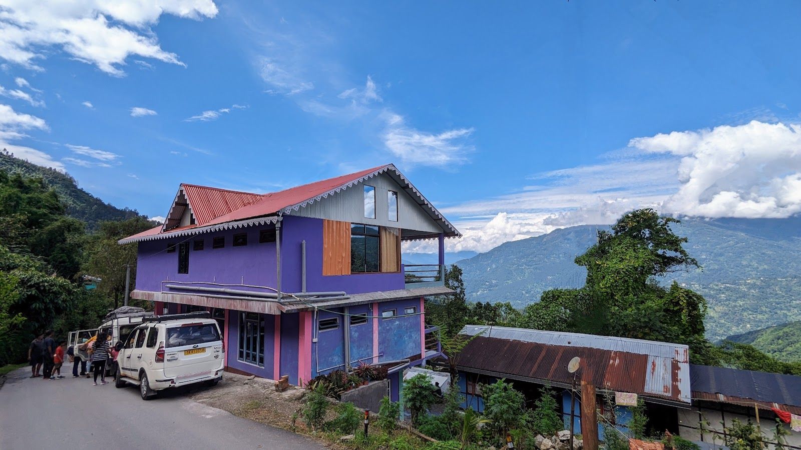 Cozy Mountain Homestay with Local Hospitality