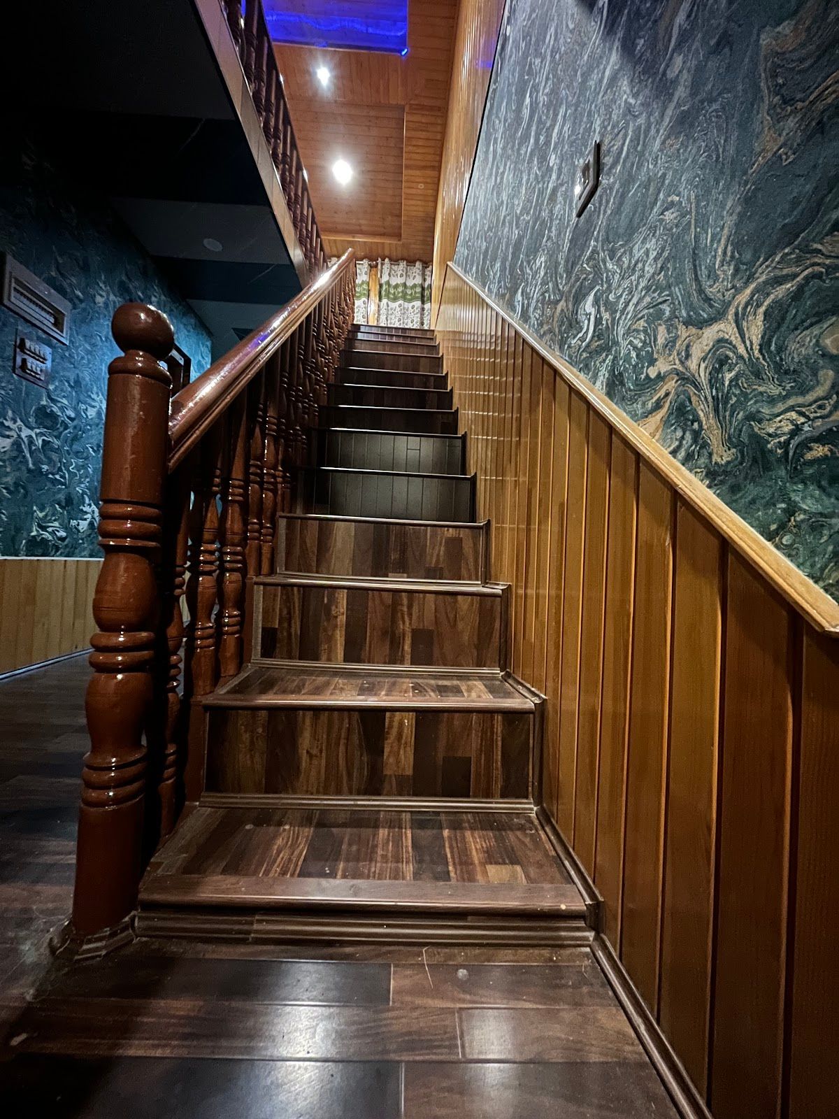 Clean BRs & HP Meals Homestay w/ Garden Kashmir in Tangmarg, J&K 5