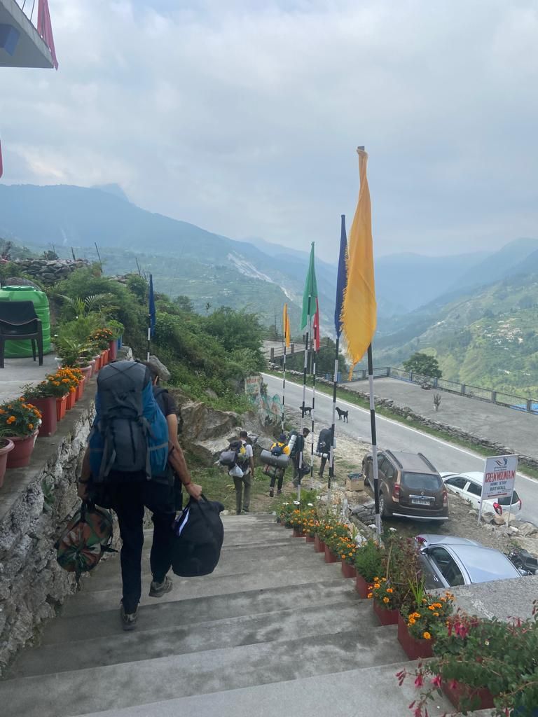 Mountain view house in Munsiari with 5 bedrooms and a 4.8 rating