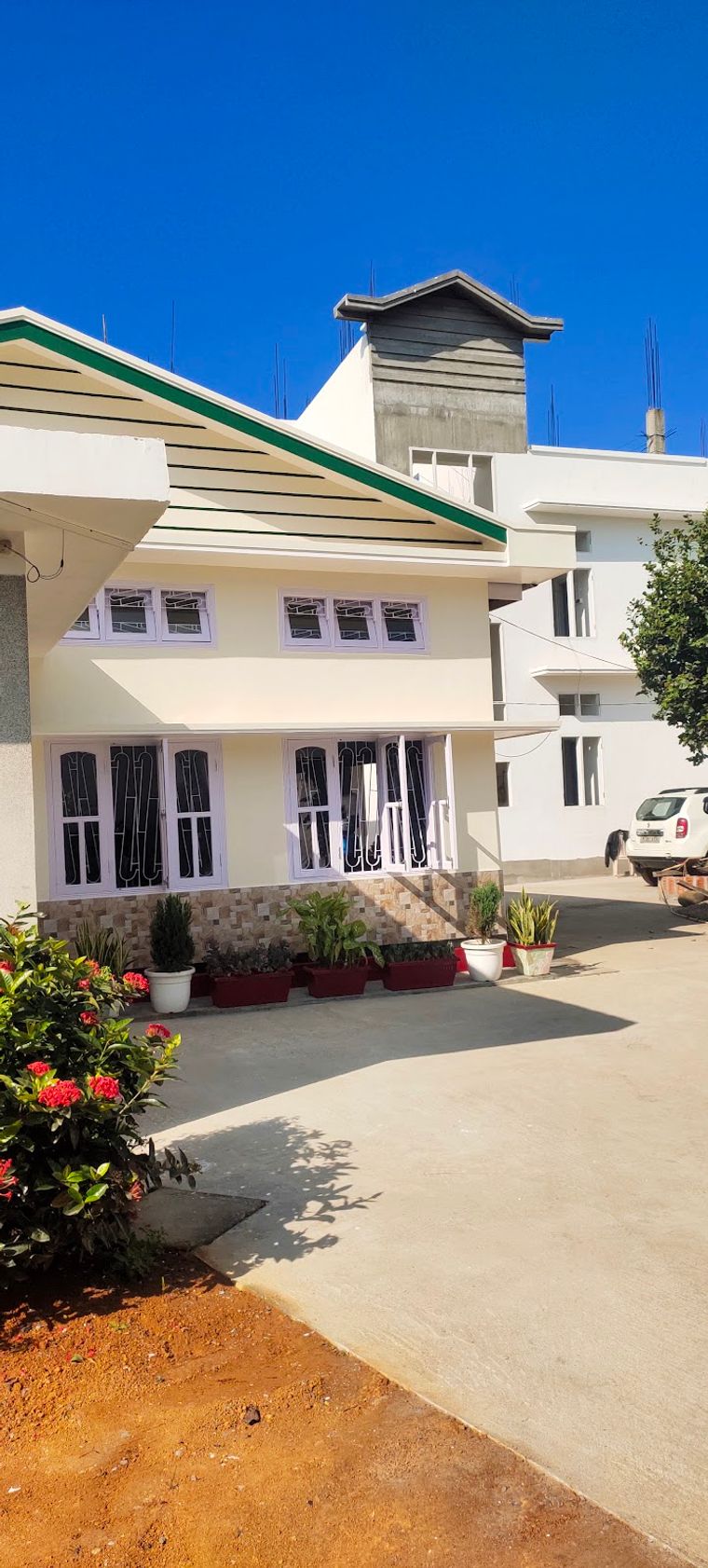 Town Center Homestay w/ Parking, ASSAM