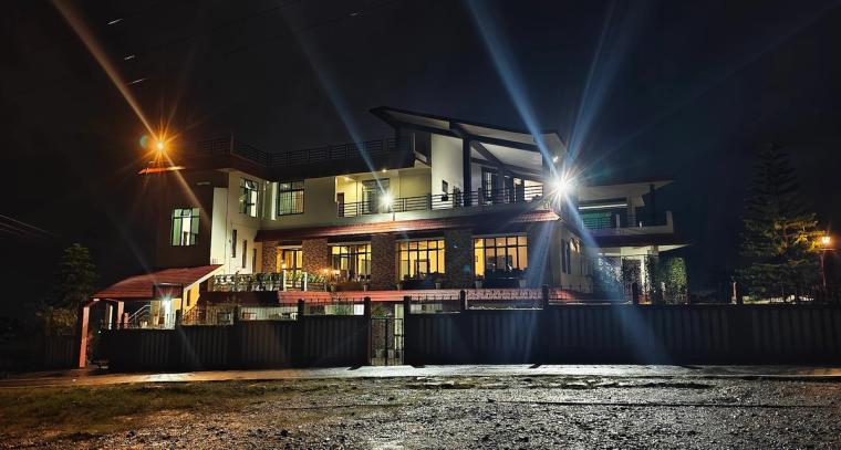 Seven Sisters Falls Homestay w/ 14 BR, Meghalaya