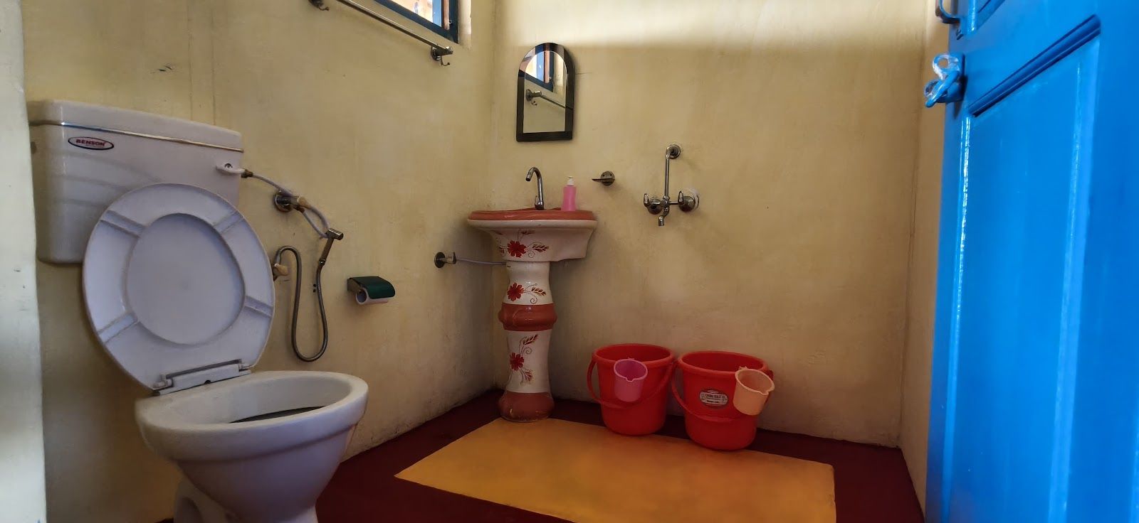 Himalayan Views Homestay w/ Wildlife Sanctuary - Binsar, Uttarakhand photo 5