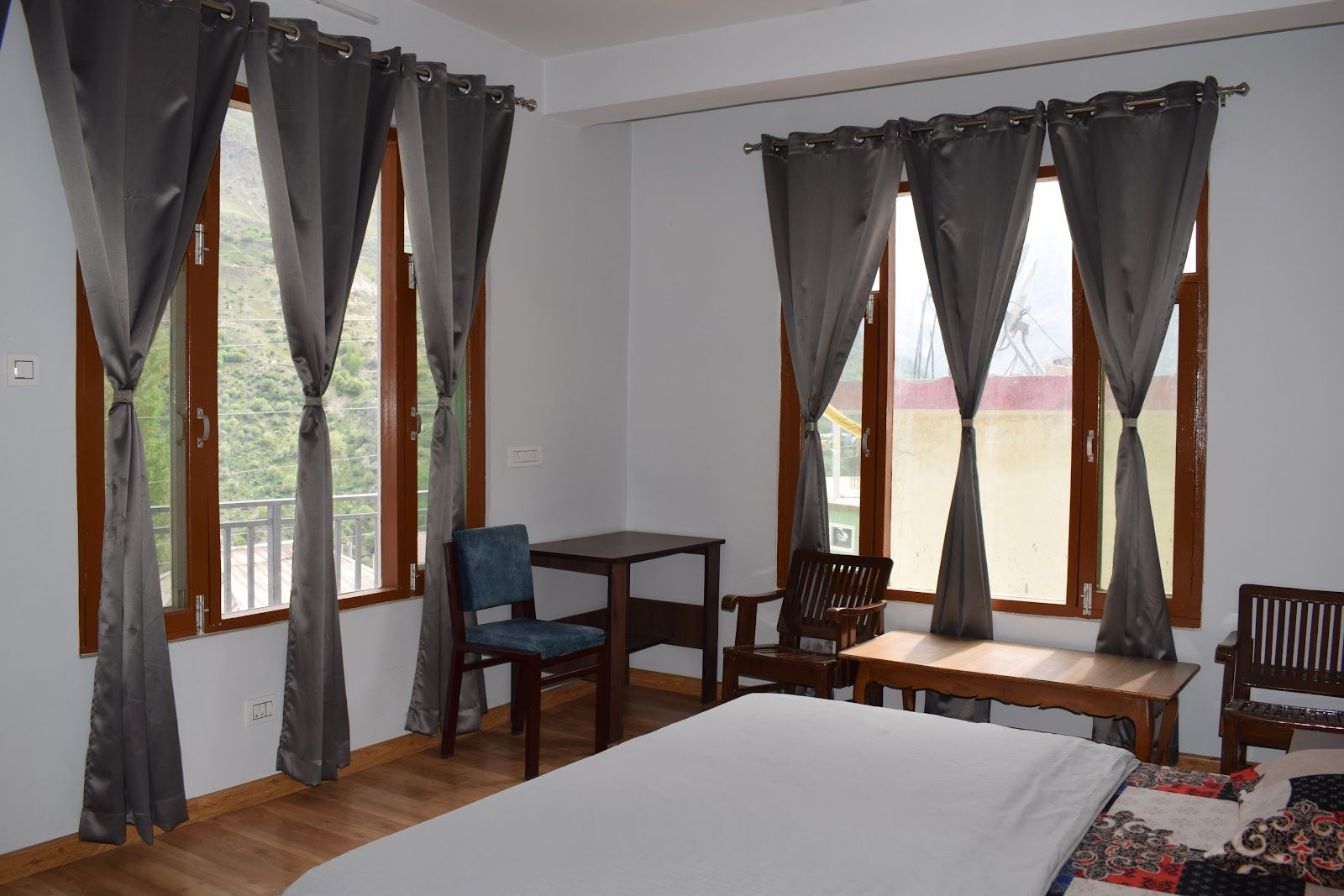 Mountain View Guesthouse w/ Balcony HP in Keylong, HP 2