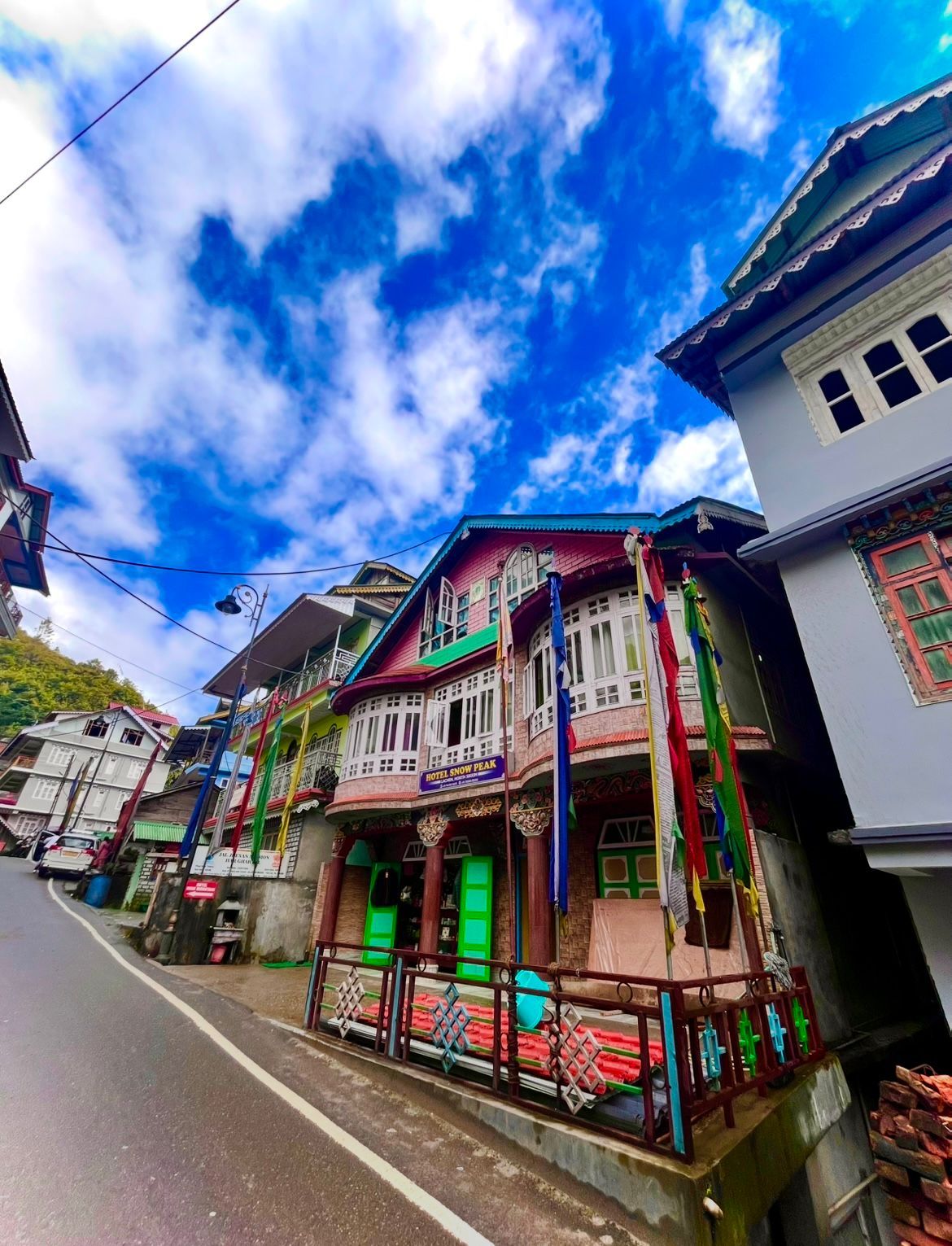 Mountain View Lodge w/ HP NE AP, Sikkim in Lachen, Sikkim 1