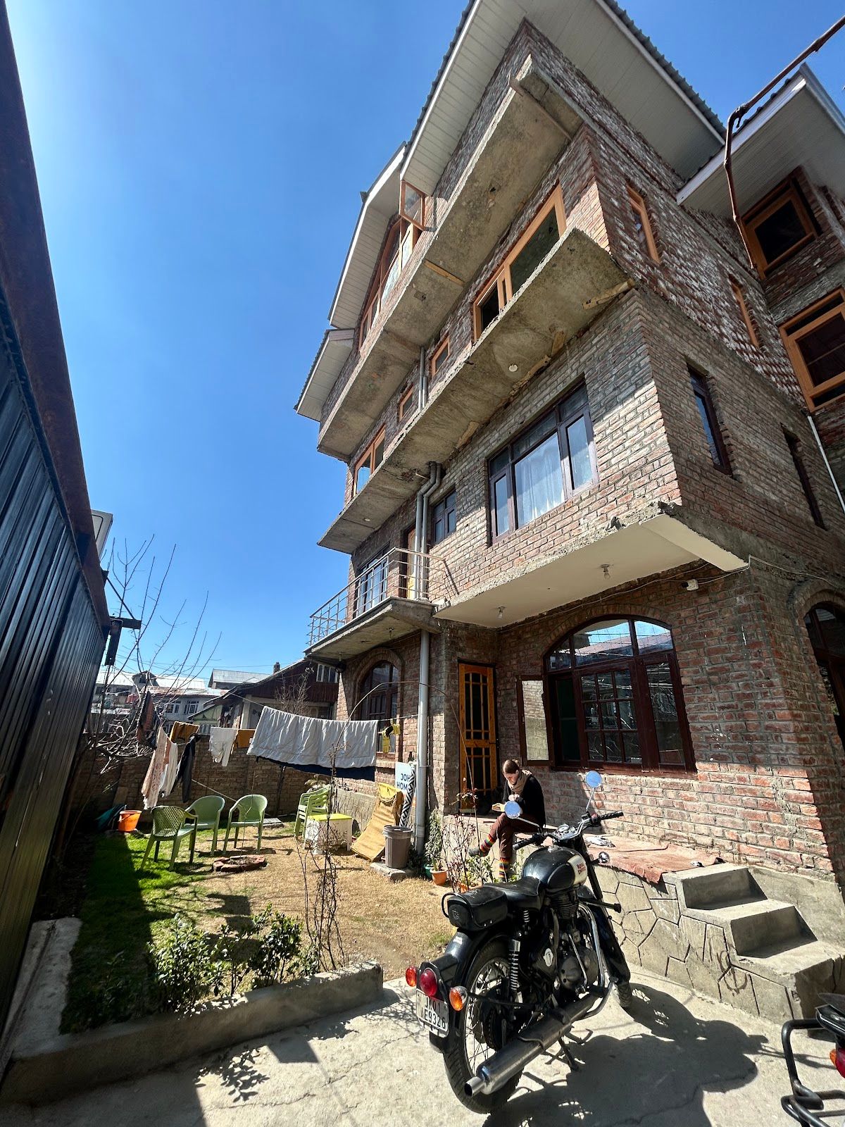 Clean Homestay w/ Home Meals & Travel Help, J&K in Srinagar, J&K 1