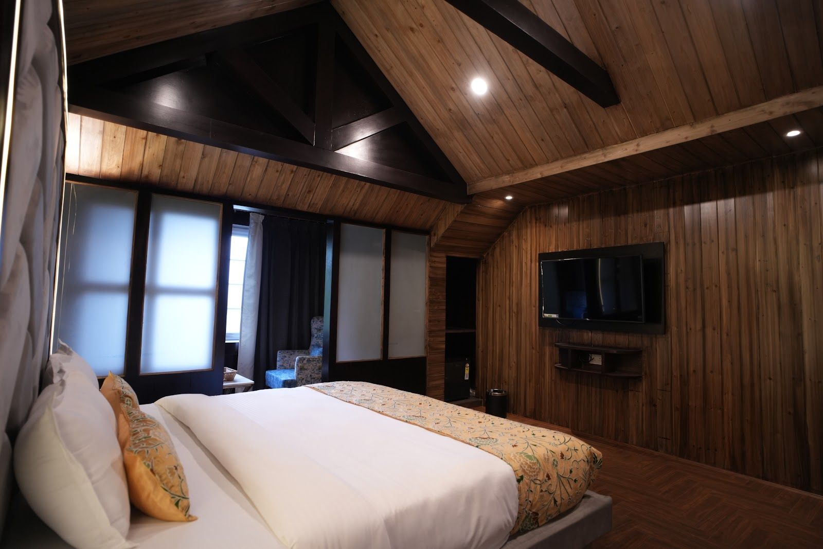 Cottage w/ Mountain Views & Bonfire, J&K - Pahalgam, J&K photo 4