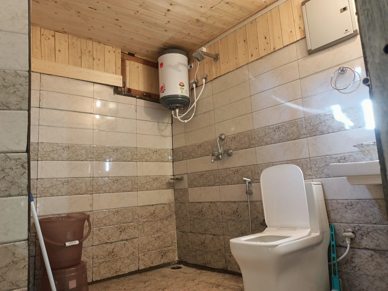 Mountain Homestay w/ Home Meals, Uttarakhand - Chakrata, Uttarakhand photo 4