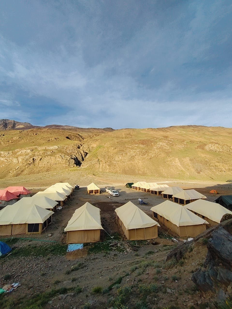 High-Altitude Camp w/ Meals & Service, HP in near Moon lake camp 2