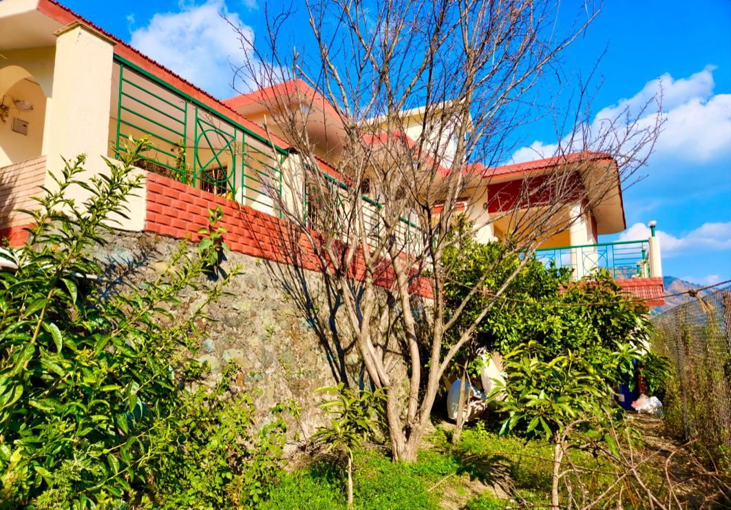 Spacious Homestay w/ Birdsong & Views, UT in Uttarakhand 1