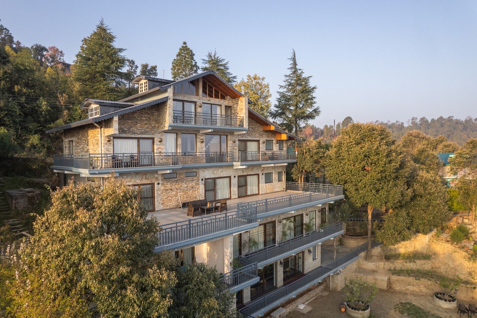 White Heaven Resort - Villas for Rent in Unawatuna, Southern Province, Sri Lanka - Airbnb in Mukteshwar, Uttarakhand 1