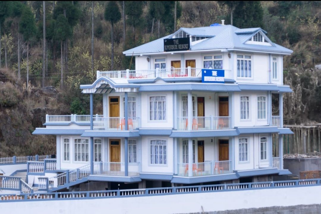 Chicken Kosa Spicy Resort by River, Meghalaya