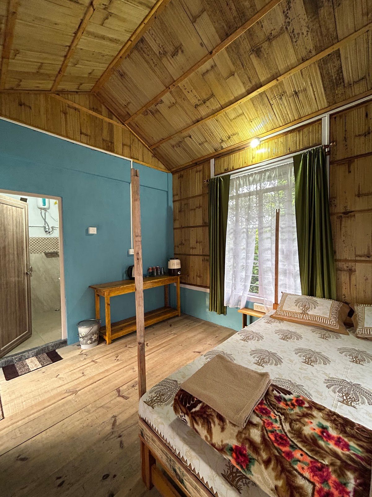 Mawlynnong homestay, Meghalaya - village walk