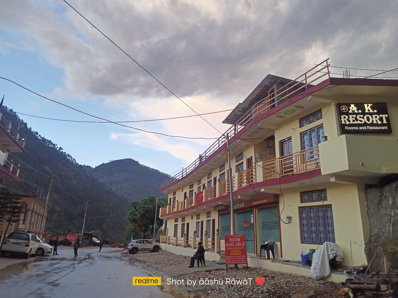 Clean Homestay w/ Homely Food & Staff, Uttarakhand - Barkot, Uttarakhand photo 5