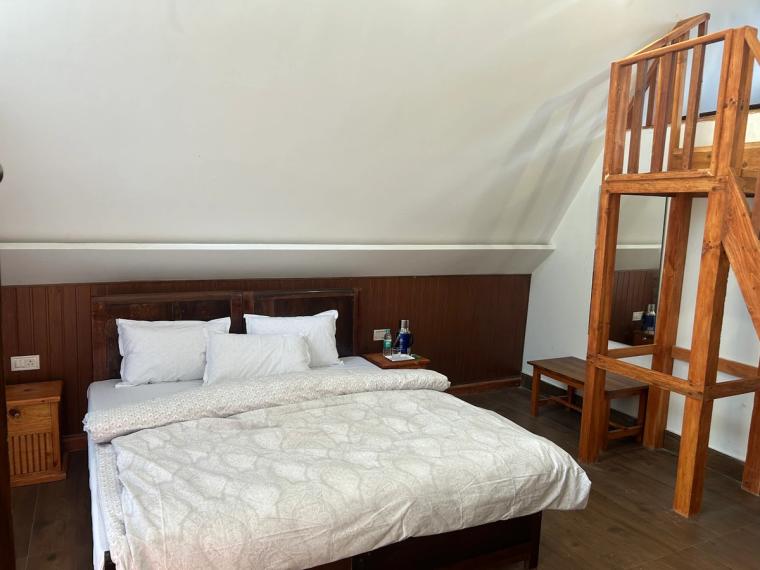 Holiday resort near Bomdila, Arunachal Pradesh, 7 rooms