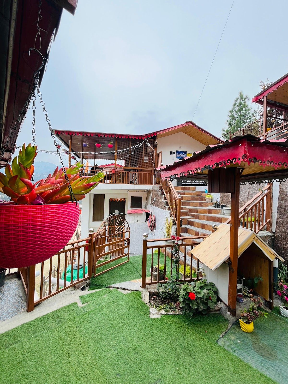 Quiet hillside cottage in Mukteshwar, Uttarakhand