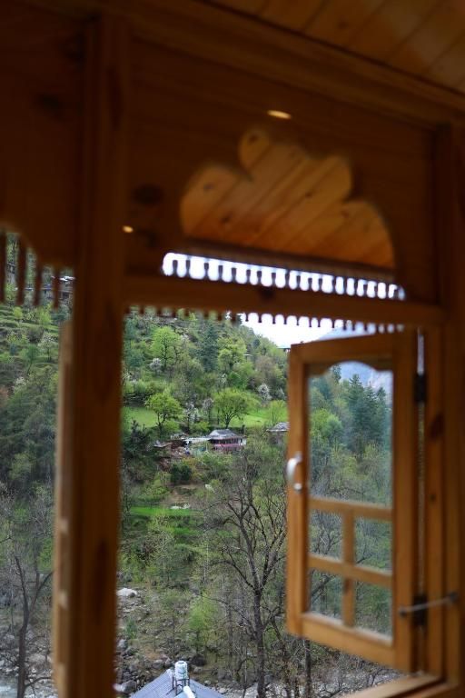 Riverside Resort w/ Mtn Views & Jalori Pass HP - Chippni, HP photo 5