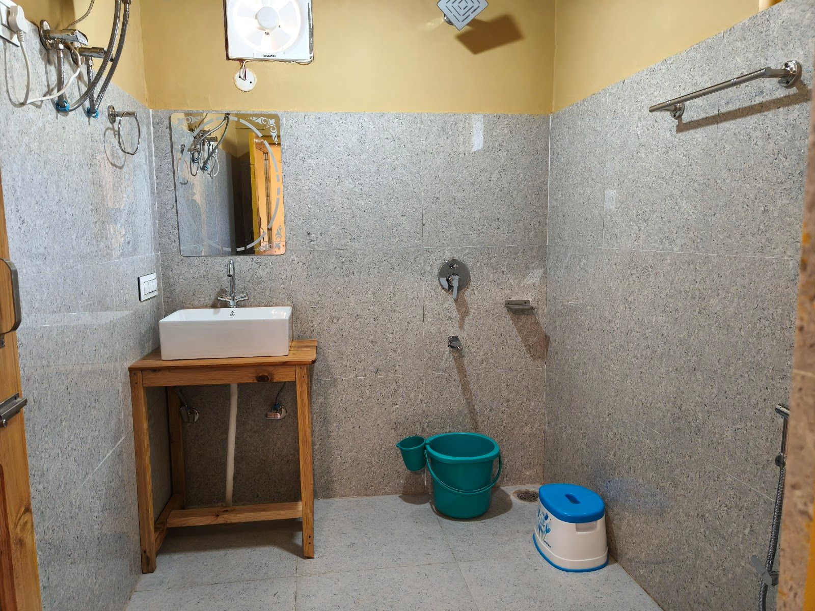 Wooden Homestay w/ River Sound & Views, HP - Himachal Pradesh 175123 photo 4