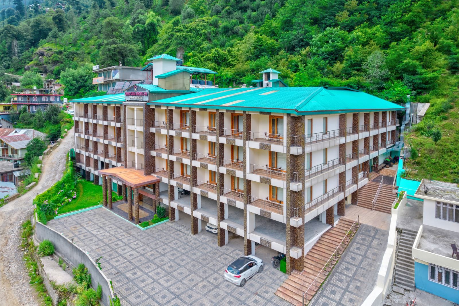 Cozy Homestay in Near Green Tax barrier Shallin