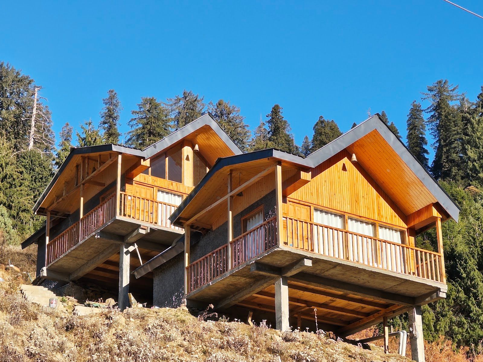 Father's cottage sojha in Himachal Pradesh 175123 1