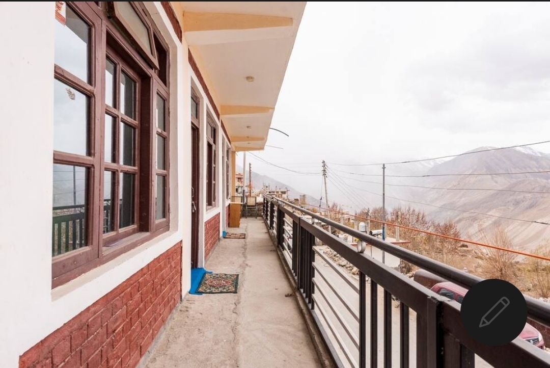 Spacious Homestay, Views & Home Meals, HP