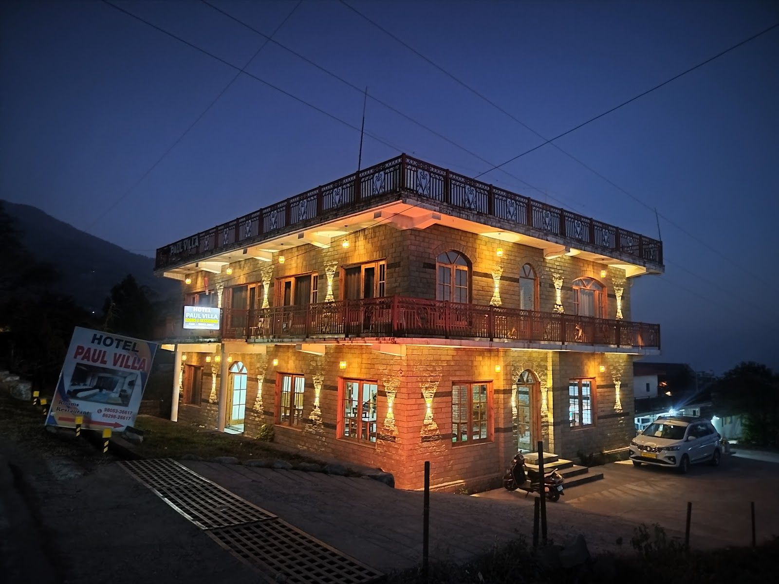 Hills View Homestay w/ Chef & Paragliding HP NE AP in Bir, HP 1