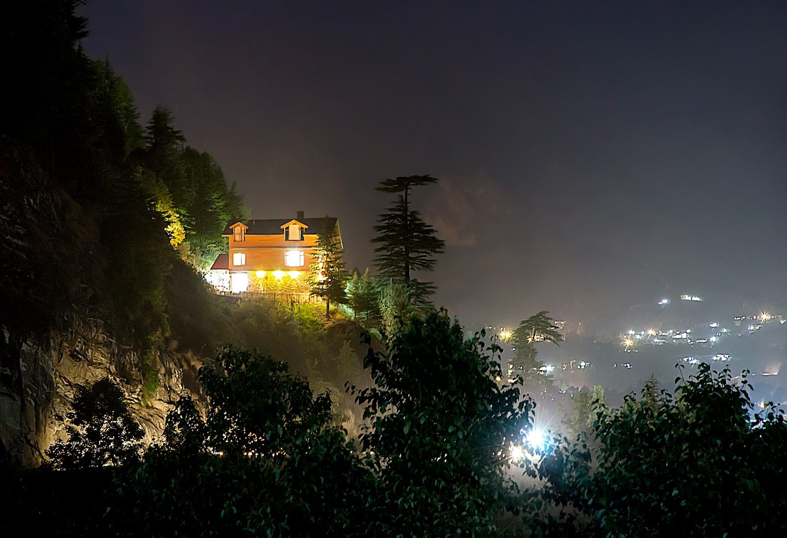 Attic Mtn View Chalet, Himachal Pradesh in Manali, HP 1