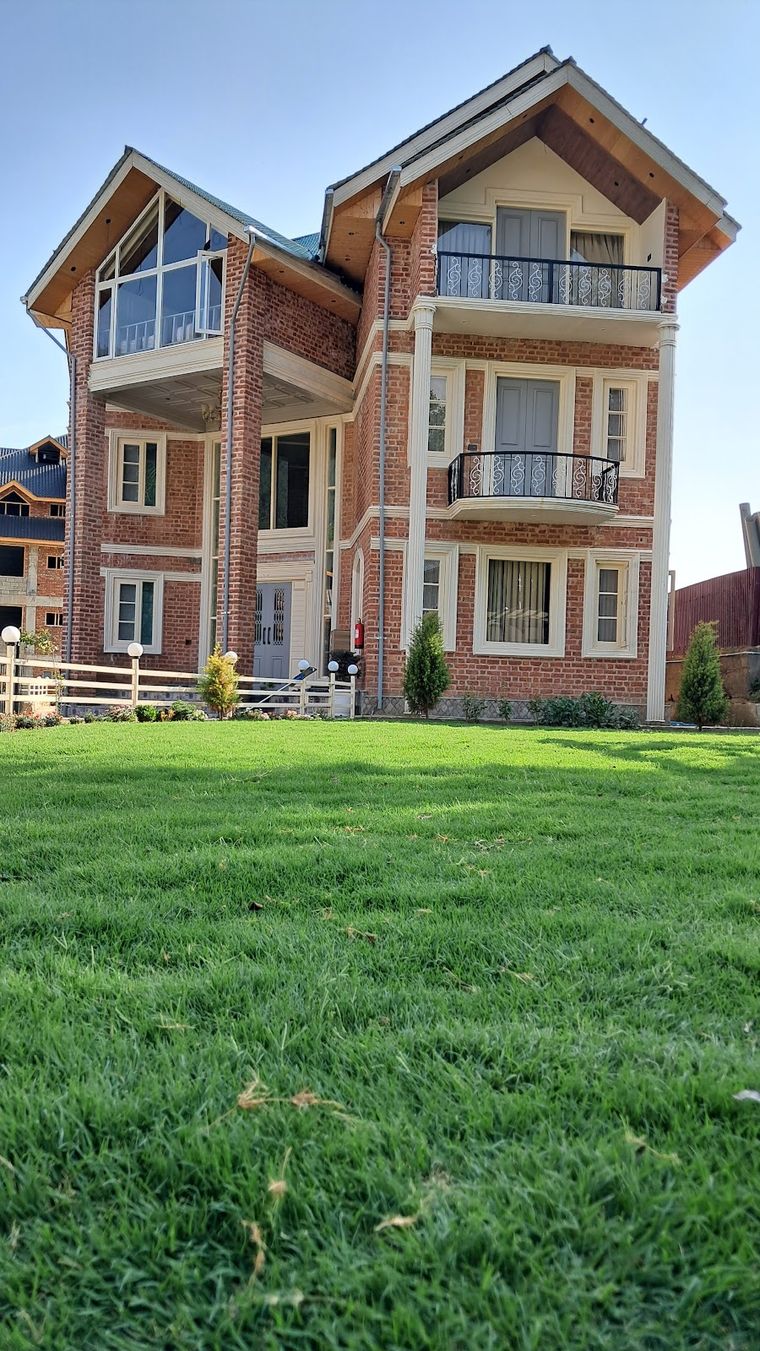 Premium Villa w/ Home Meals & Comfort, JK