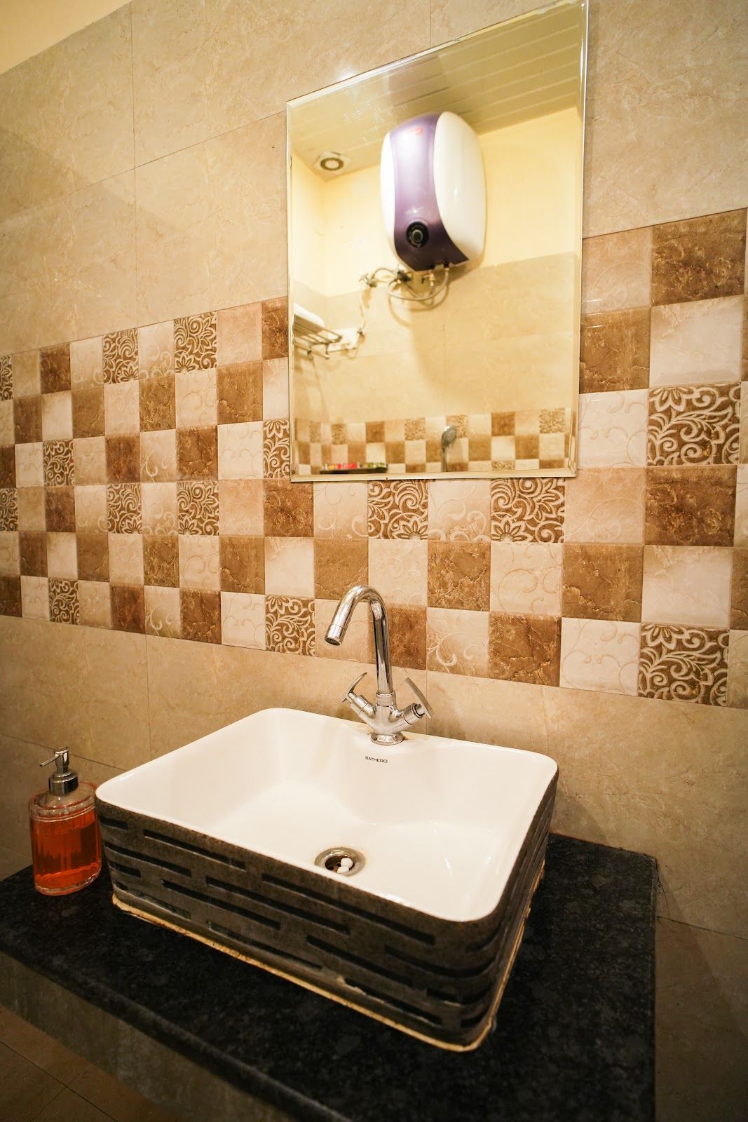 Offbeat Cottage w/ Views & Home Meals, UK in Uttarakhand 1