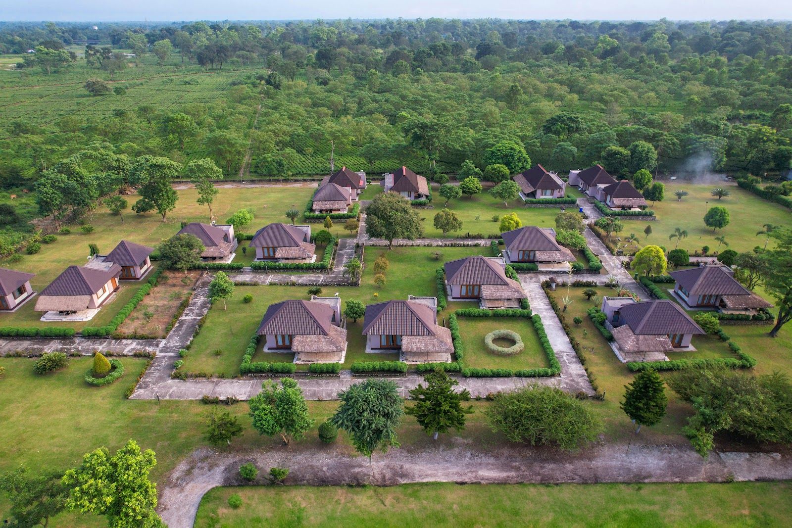 20 bedroom house with garden near Barpeta, 4...