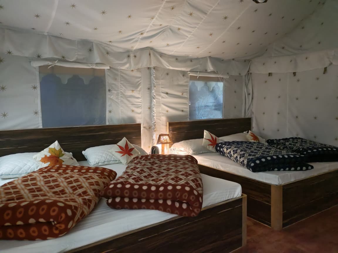 Uttarakhand Farmhouse: Mountain Views, Nainital