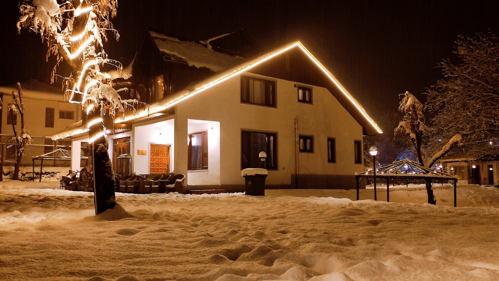 Homestay by the River w/ Mountain Views, J&K in Jammu & Kashmir 8