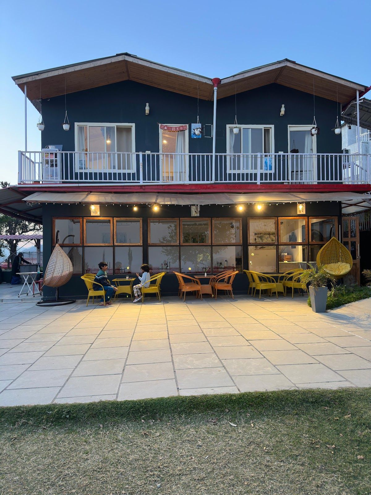 Lake View Suite-Room Only |Glamping Heights Resort - Resorts for Rent in Naukluchiatal, Uttarakhand, India - Airbnb - नौक्लुचिअतल photo 5