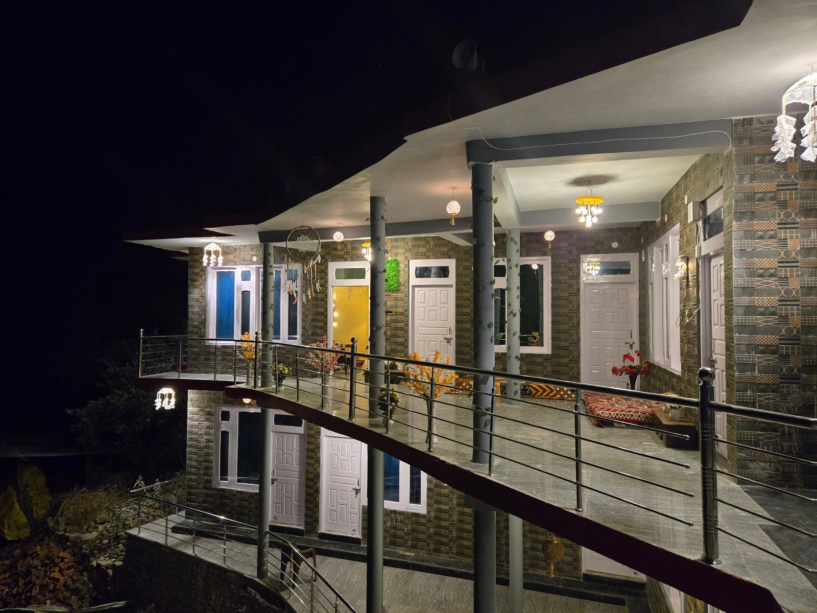 Chojh Temple Homestay w/ 6 Rooms, HP