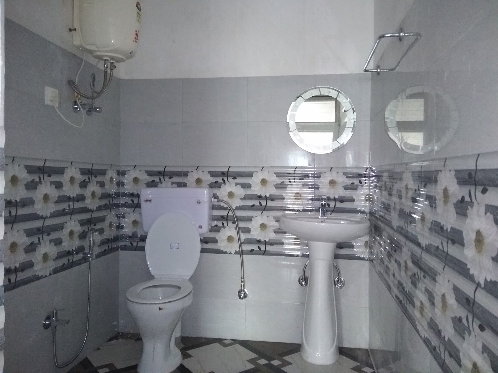 Scenic Mtn Homestay w/ Local Food &Bonfire, Sikkim - Sikkim, Zuluk photo 4