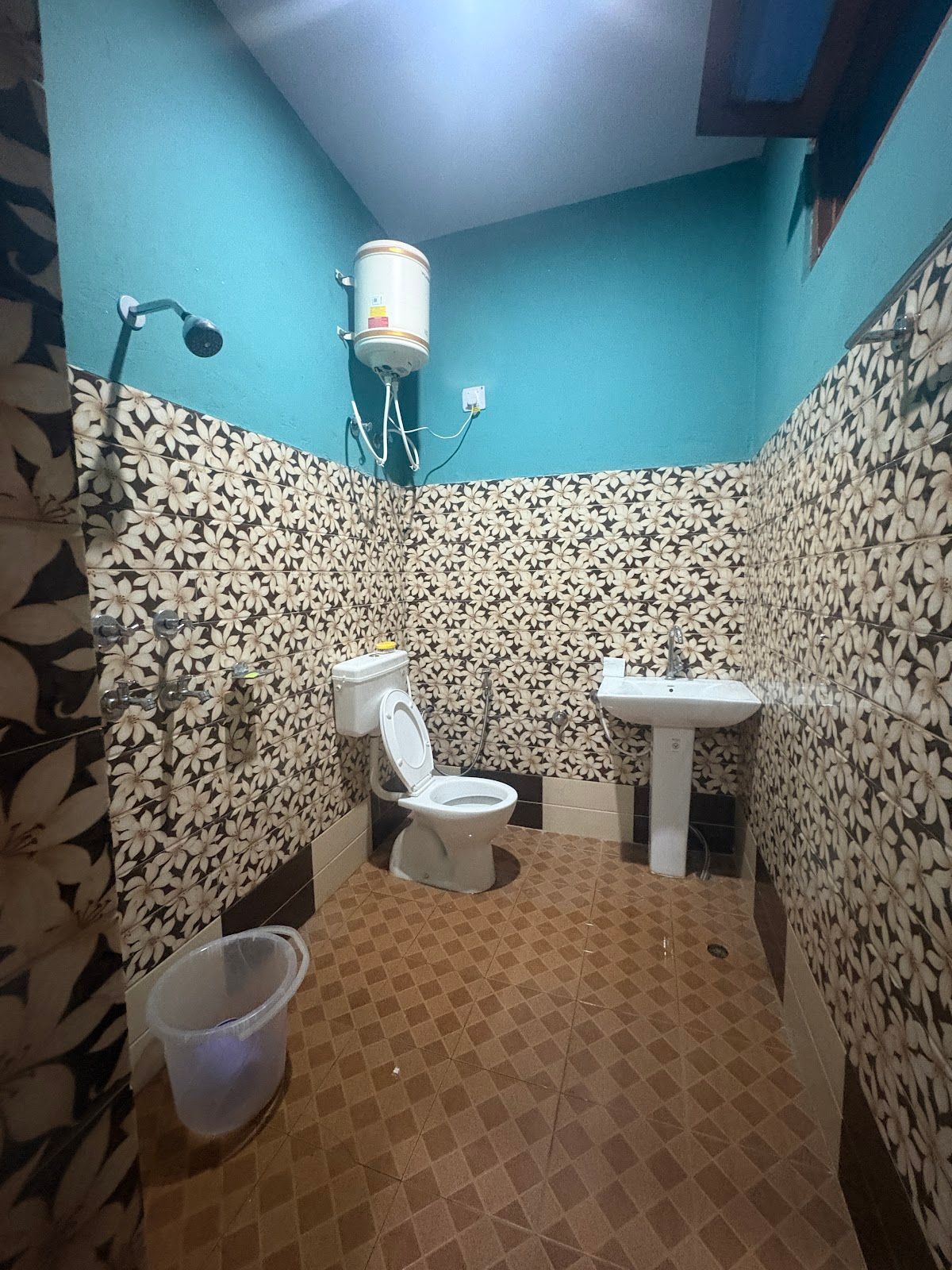 Homestay w/ Home Meals & Treks, Uttarakhand - Raithal, Uttarakhand photo 4