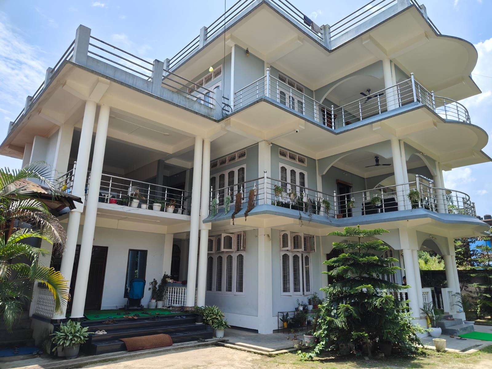 Homestay w/ HP & Local Food Arunachal Pradesh - Aalo, Arunachal Pradesh photo 5