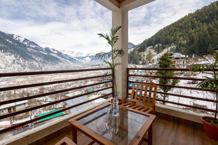 Solang Valley Homestay w/Kitchen Access, HP