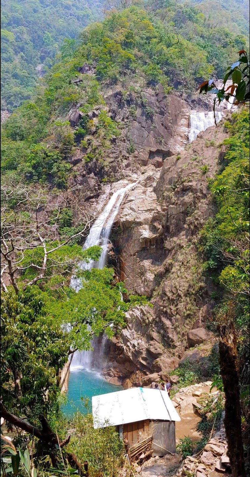 Trekker's Homestay w/ Waterfalls & Root Bridges - Meghalaya in Mawsynram 2