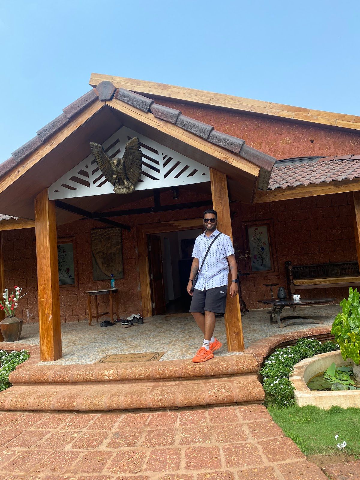 Luxury 4BR Villa w/ Private Pool, BBQ & AC in Nerul, Goa 8