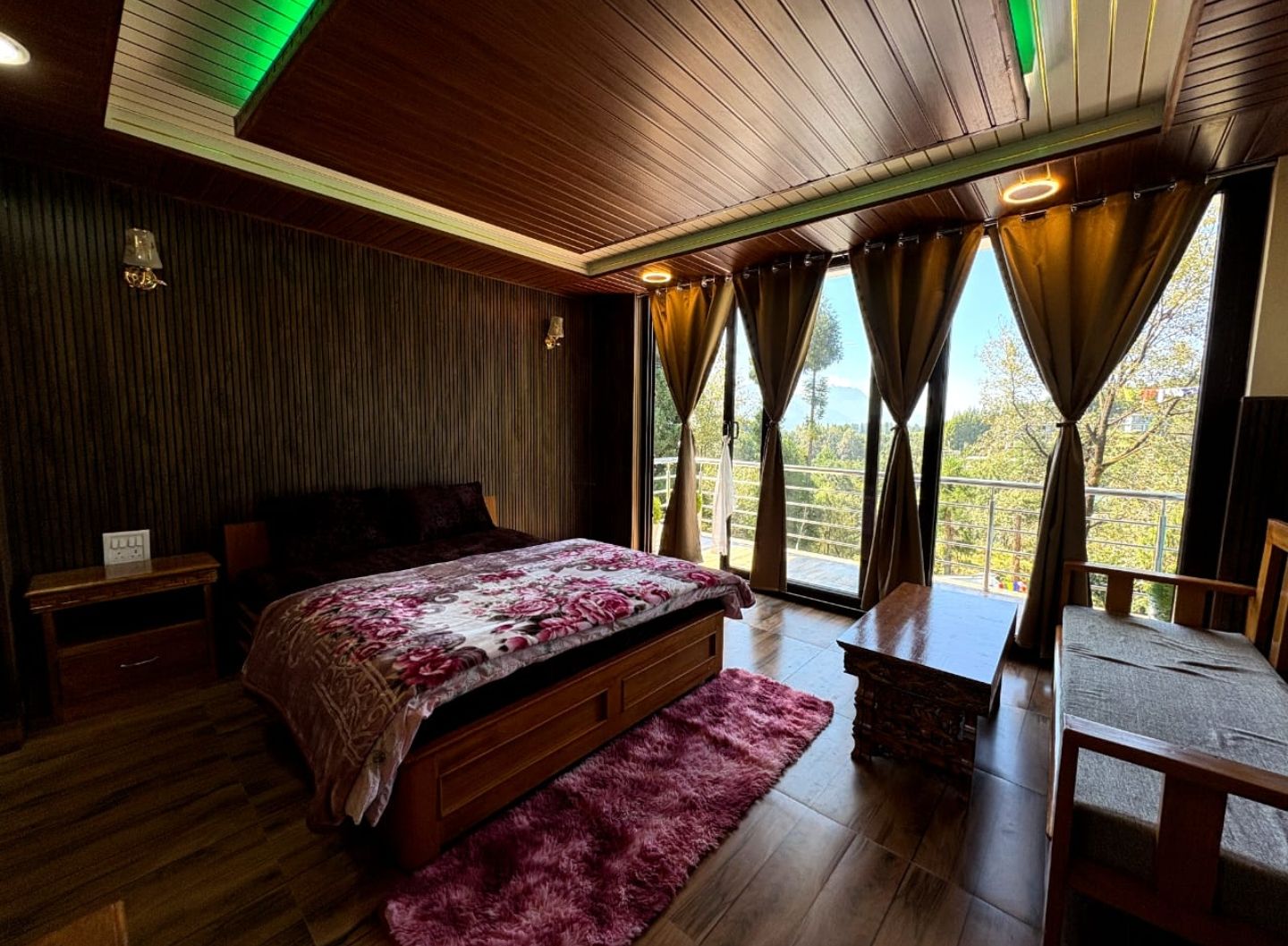 Peaceful Homestay w/ Balcony View, Arunachal in Tawang, Arunachal 8