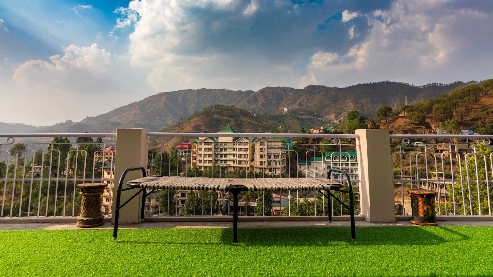 Stellar Balcony Views Homestay Himachal Pradesh in Kandaghat, HP 1