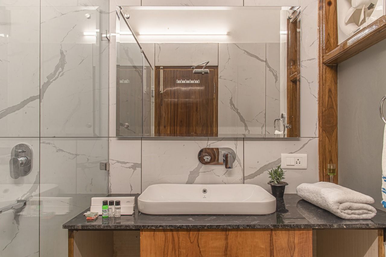 Spotless Mtn View Rooms w/ Pool Himachal Pradesh - Himachal Pradesh photo 5