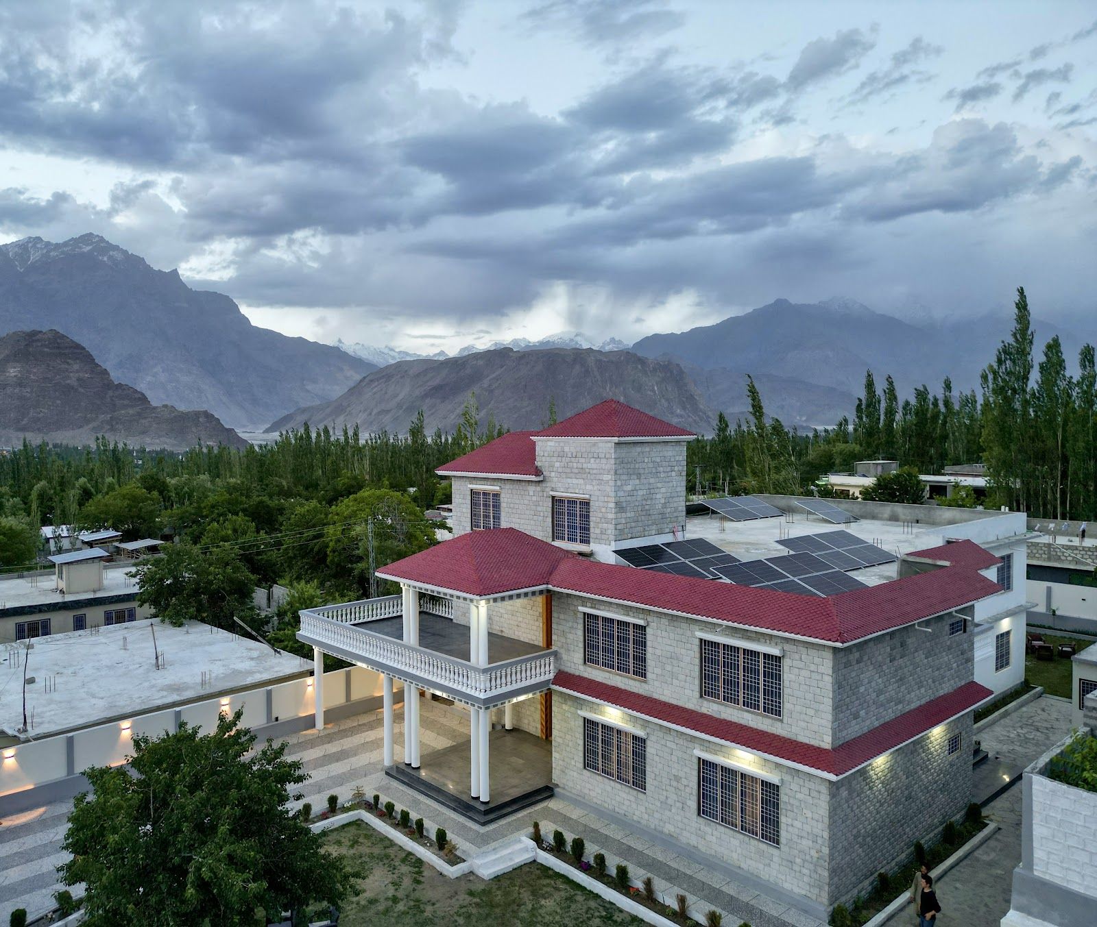 Spacious Homestay w/ Valley Views & Meals, AP - Skardu, AP photo 4
