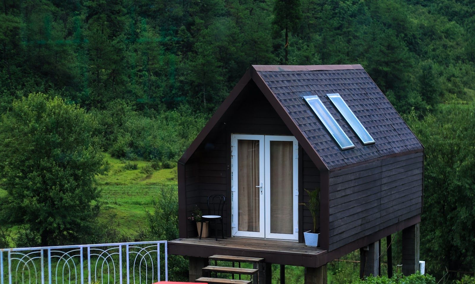 Waterfall Cottage w/ Home Meals, Meghalaya in Mawmyrsiang 8