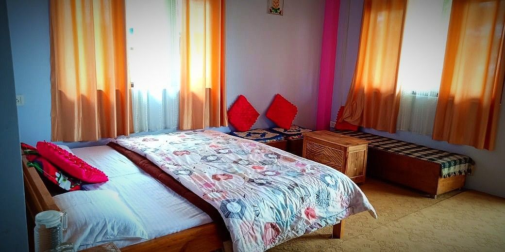 Wake Up to Kanchenjunga & Farm-Fresh Food in Sikkim 2