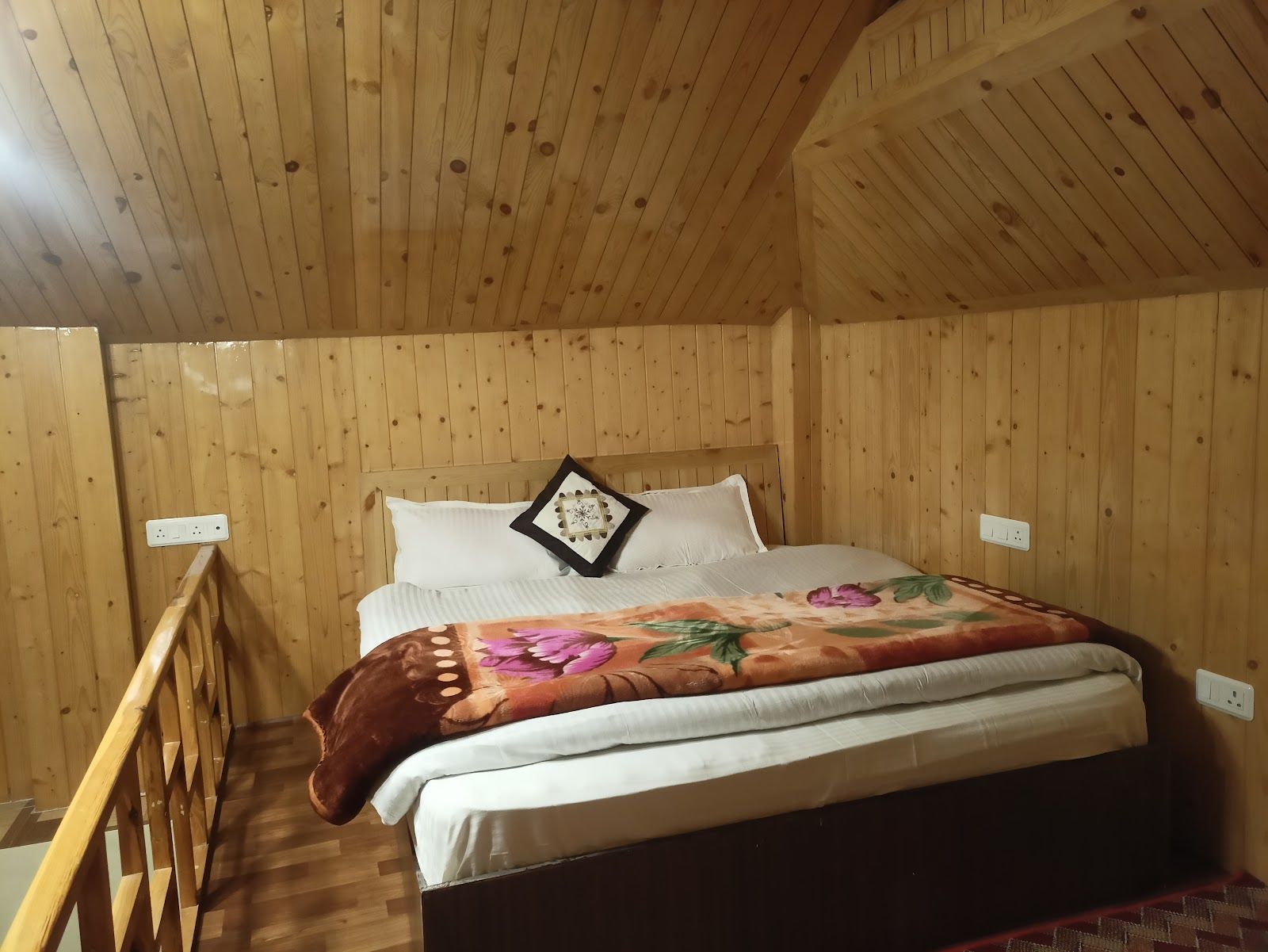 Duplex Cottages w/ Valley Views & Meals, HP in Narkanda, HP 2